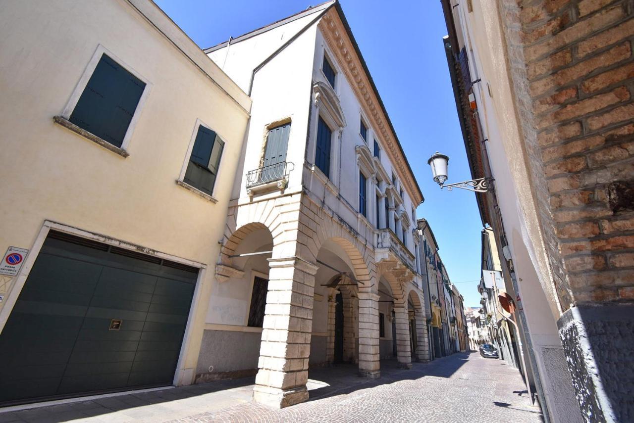 Luxury Battisti Apartment Padova Exterior photo