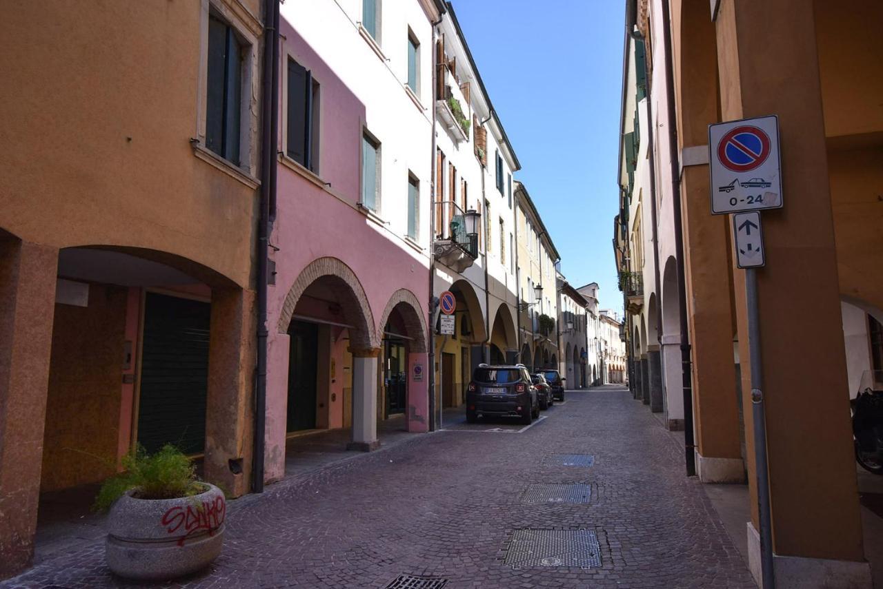 Luxury Battisti Apartment Padova Exterior photo